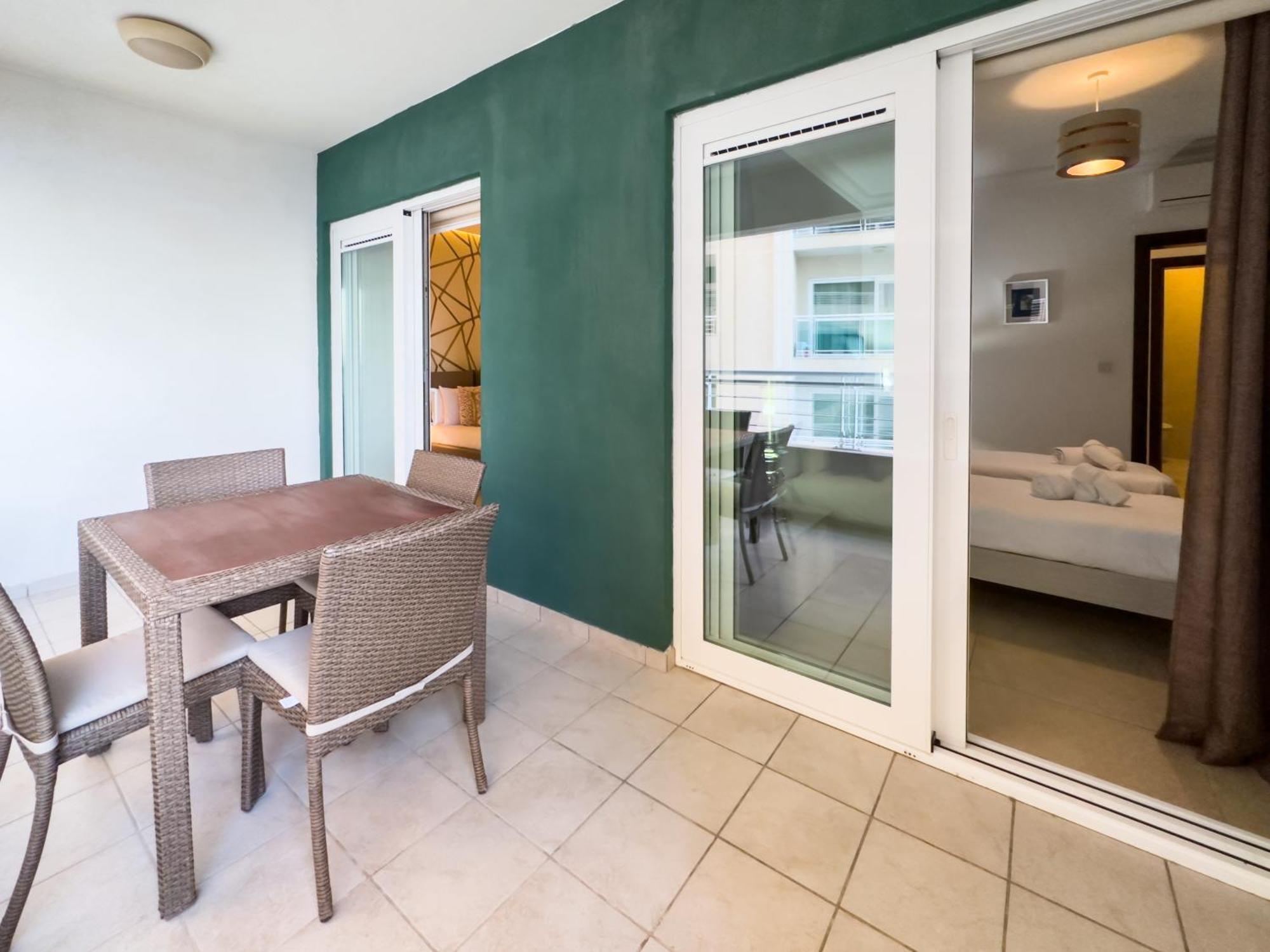 Appartement Luxury Seafront 3br With Pool By Arcobnb Sliema